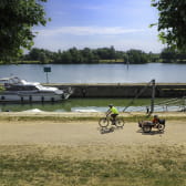 Vélo le long de la Saône, à Gigny-sur-Saône