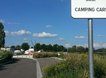 Aire de stationnement Camping-car  - VAIVRE-ET-MONTOILLE
