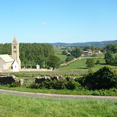Les Chemins de Saint-Jacques de Compostelle de Cluny au Puy-en-Velay
