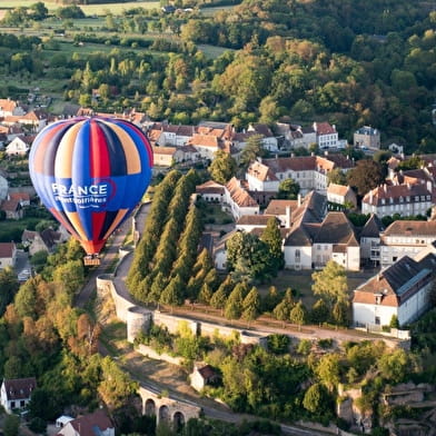 Luchtballonvaart over Semur en Auxois