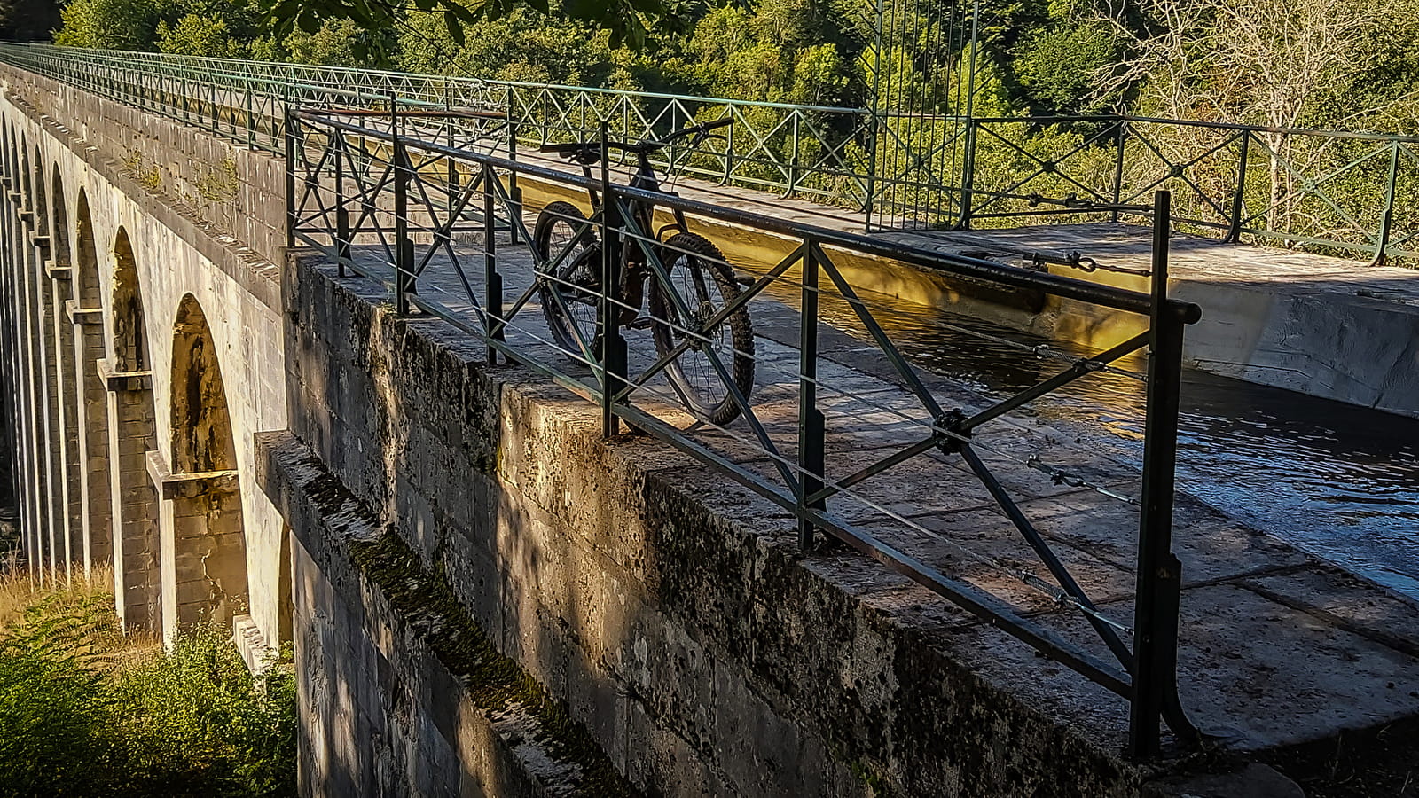 De Rigole d'Yonne - Het aquaduct circuit
